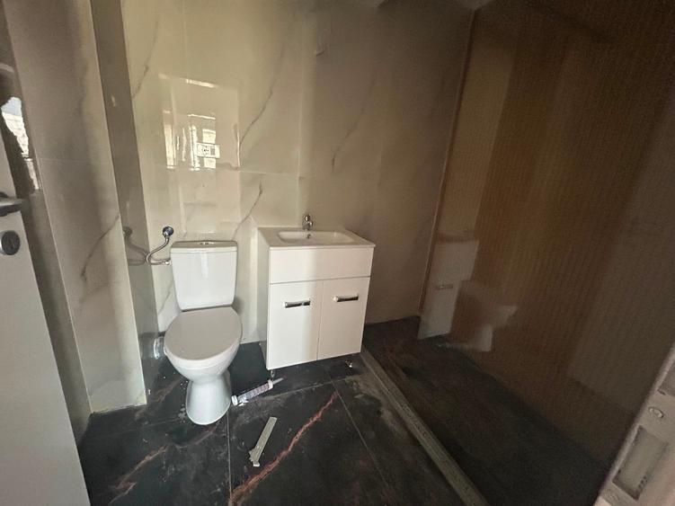 Apartament cu 2 camere decomandat în Berceni