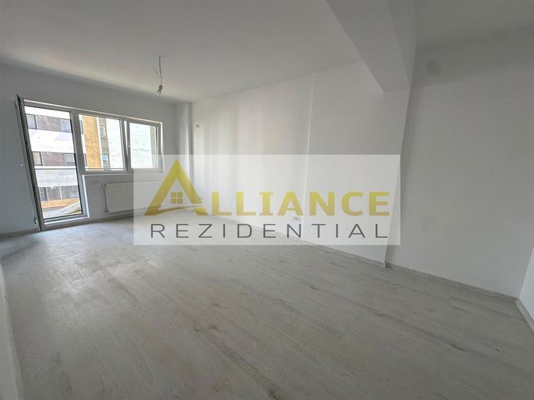 Garsonieră decomandată în Central