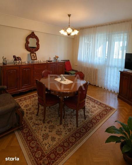 Apartament cu 4 camere decomandat, mobilat în Pantelimon
