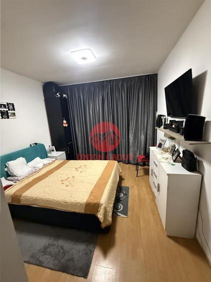 Apartament cu 2 camere decomandat în CET