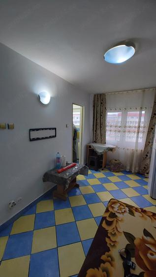 Garsonieră decomandată în Alexandru Obregia
