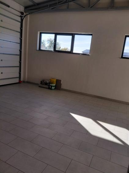 Spațiu comercial, de 180 mp, în Volovăț