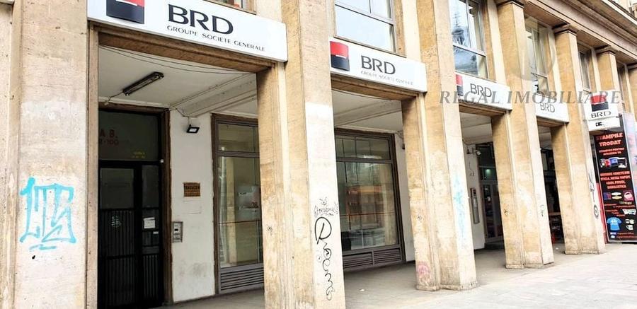 Garsonieră decomandată, mobilată în Universitate