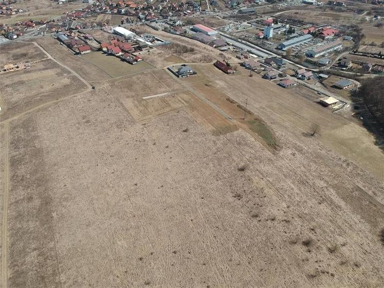 Teren Construcții extravilan de 34229 mp, în Corunca
