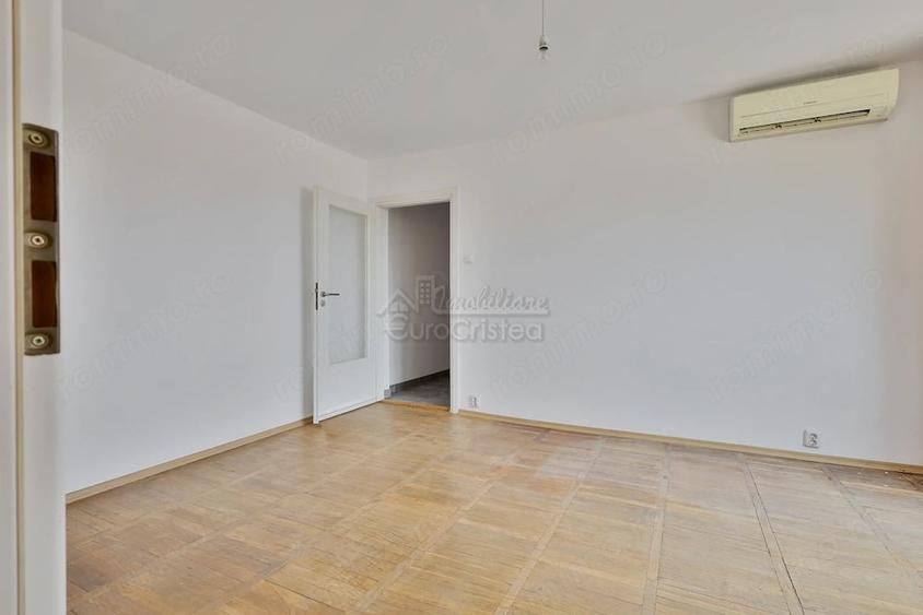 Apartament cu 2 camere semidecomandat în Est