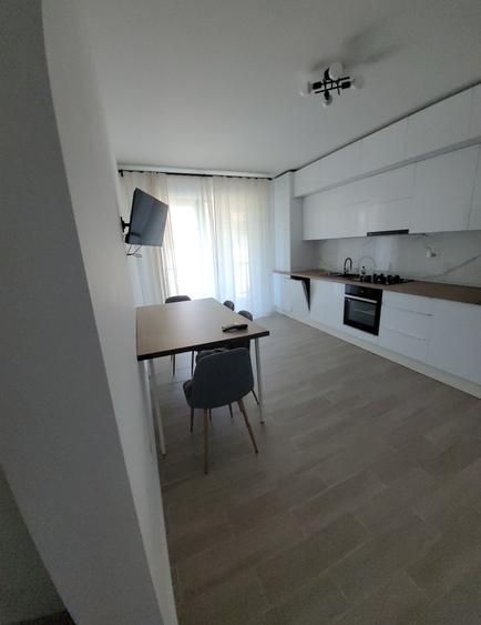 Apartament cu 2 camere decomandat în Făcăi
