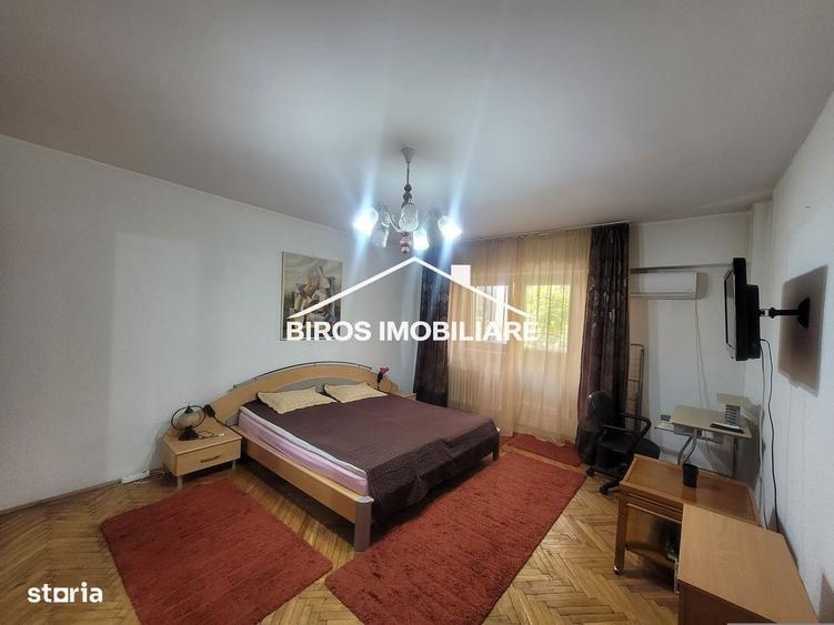 Garsonieră decomandată în Calea București