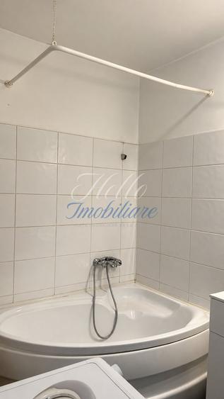Apartament cu 2 camere semidecomandat, mobilat în Florești