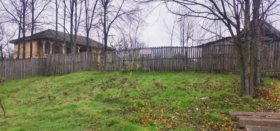 Casă cu 3 camere în Stolnici