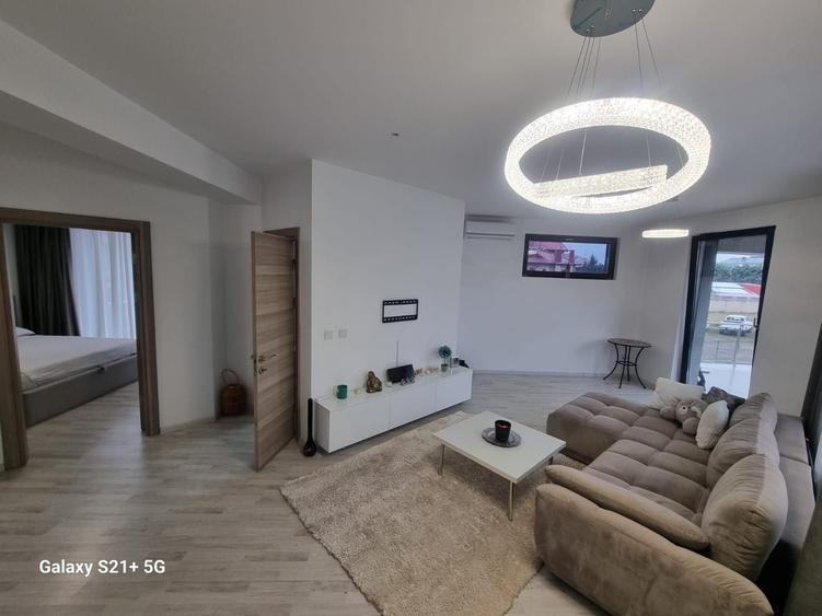 Apartament cu 2 camere decomandat în Băneasa