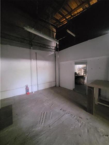 Spațiu comercial, de 430 mp, în Agigea