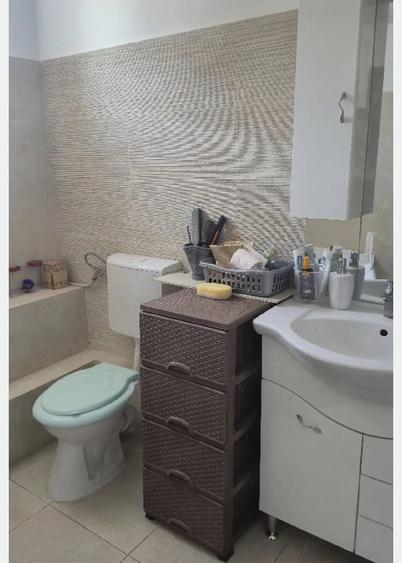Apartament cu 2 camere decomandat în Doamna Ghica