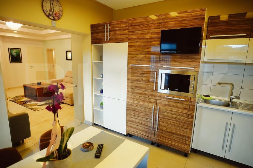 Apartament cu 4 camere decomandat, mobilat în Nord