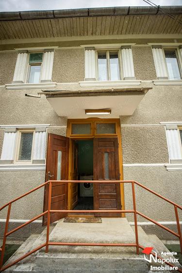 Casă cu 3 camere în Băi