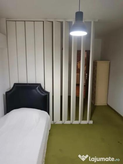 Apartament cu 4 camere decomandat în Titulescu