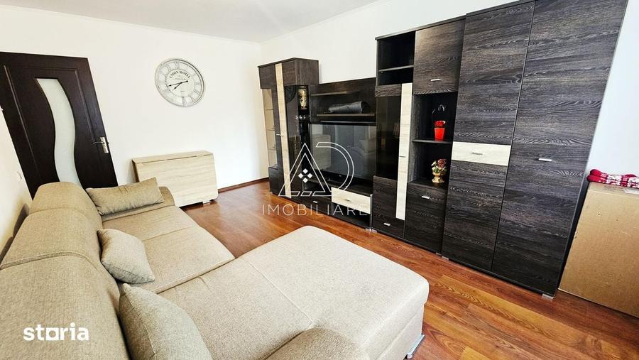 Apartament cu 3 camere în 9 Mai