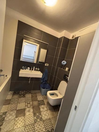 Apartament cu 2 camere semidecomandat în Torontalului