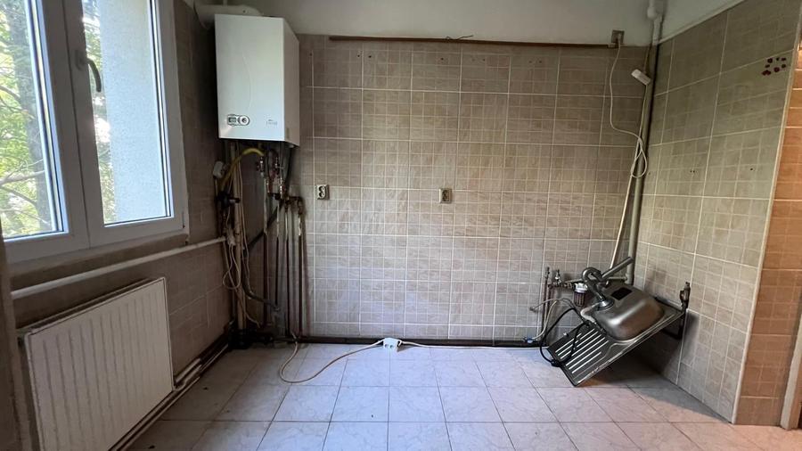Apartament 4 camere decomandat | 80 mp | Etaj 1/4 - 2