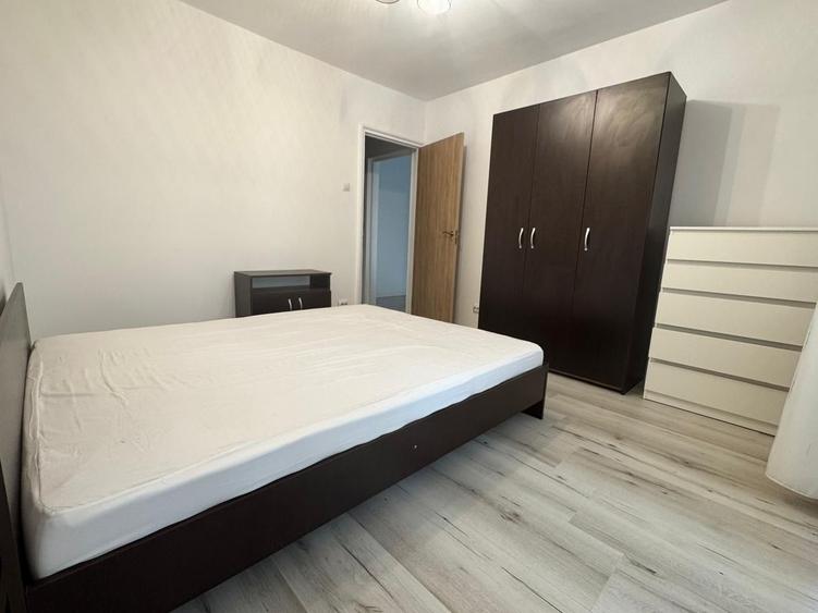 Apartament cu 2 camere semidecomandat în 1 Decembrie 1918
