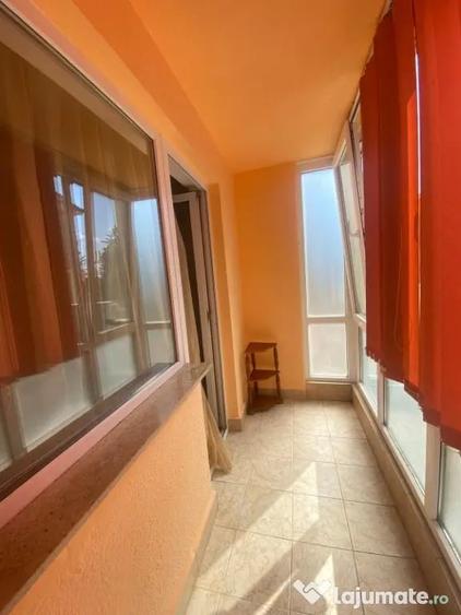 Apartament cu 2 camere semidecomandat în Romanilor