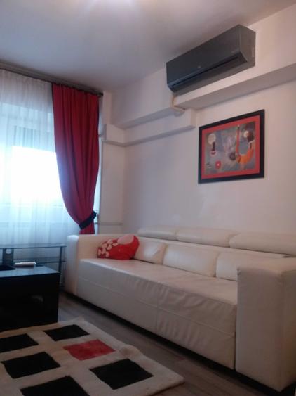 Apartament cu 2 camere semidecomandat în Mihai Bravu
