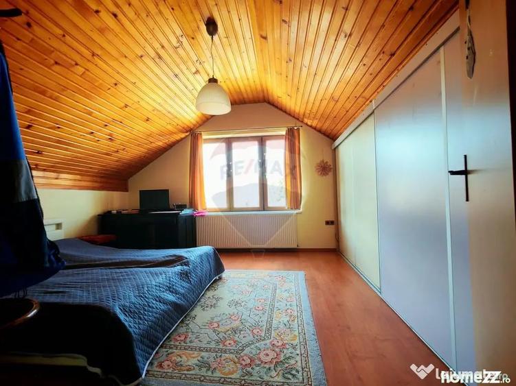 Casă cu 1 camere cu Teren 237 Mp în Central