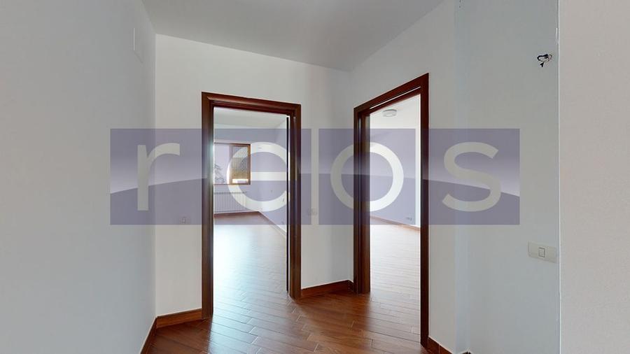 Apartament cu 4 camere decomandat în Beller