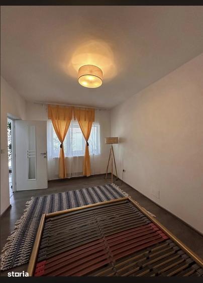 Casă cu 2 camere cu Teren 150 Mp în Central