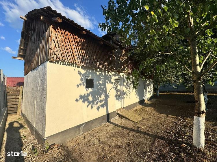 Casă cu 3 camere cu Teren 800 Mp în Central