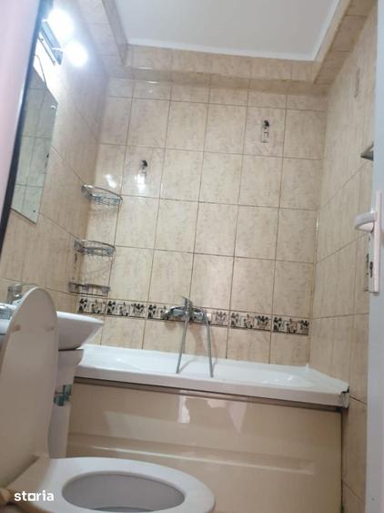 Apartament cu 2 camere decomandat, mobilat în Podu Roș