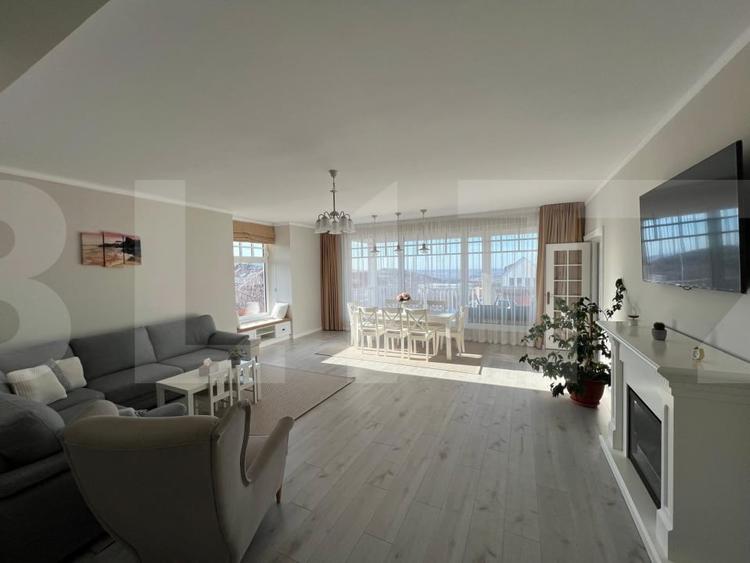 Casă individuală cu 8 camere cu Teren 868 Mp în Sălicea