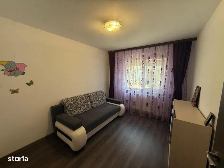 Apartament cu 3 camere, mobilat în Anda