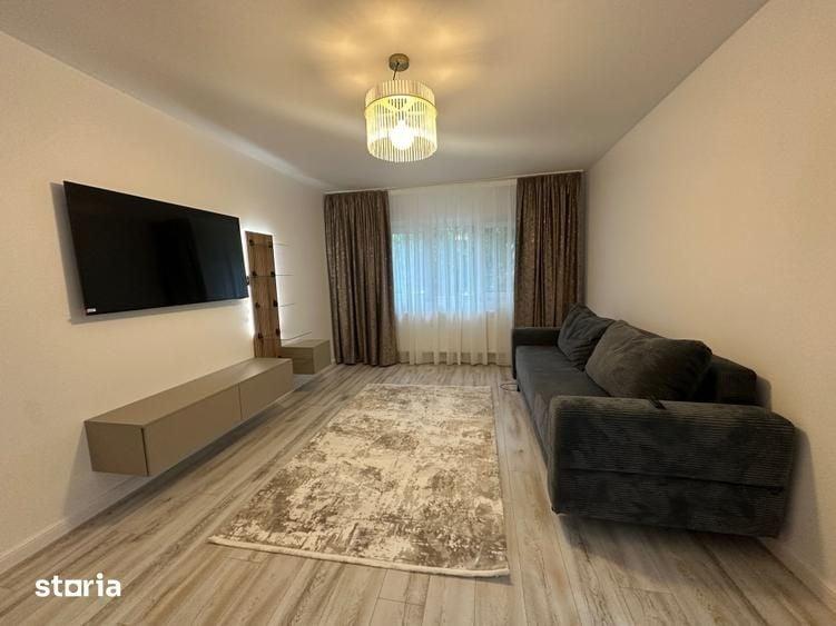 Apartament cu 2 camere decomandat în Băneasa