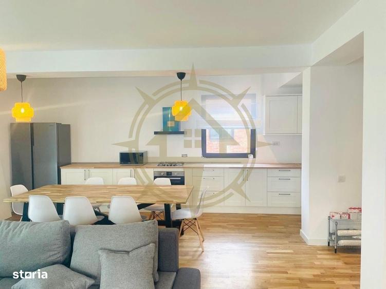 Casă cu 4 camere decomandat în Corbeanca