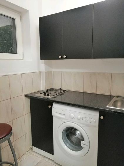 Garsonieră decomandată în Berceni