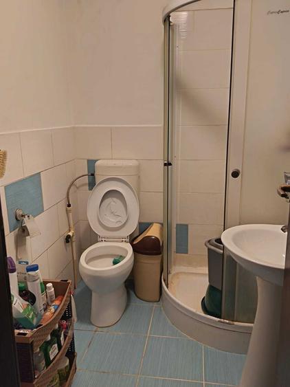Apartament cu 2 camere decomandat în Nicolina