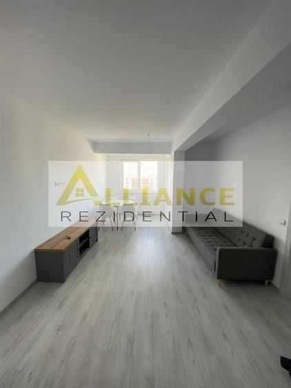 Apartament cu 3 camere decomandat în Berceni