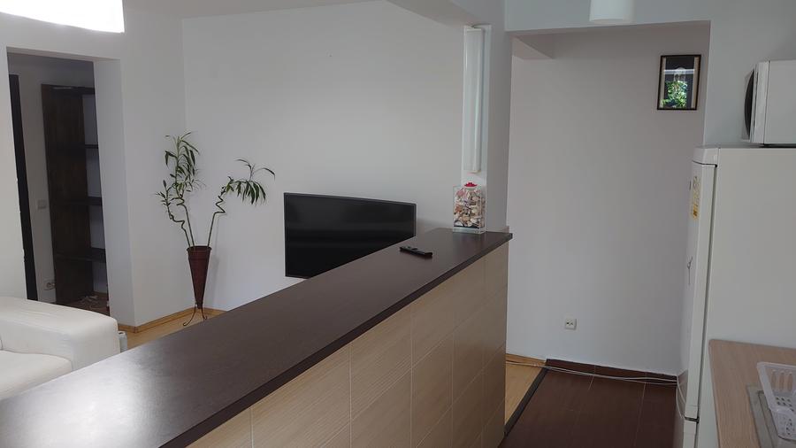 Apartament cu 2 camere semidecomandat în Băneasa