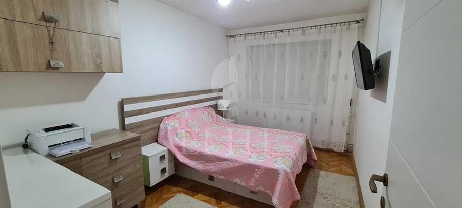 Apartament cu 3 camere decomandat, mobilat în Mănăștur