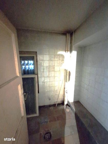 Spațiu comercial, de 108 mp, în Basarabia