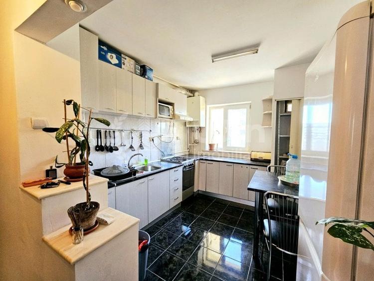 Apartament 3 camere decomandat | Balcon | Etaj 8/10 | Pod Calvaria - 5