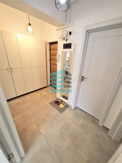 Apartament cu 2 camere decomandat, mobilat în Berceni