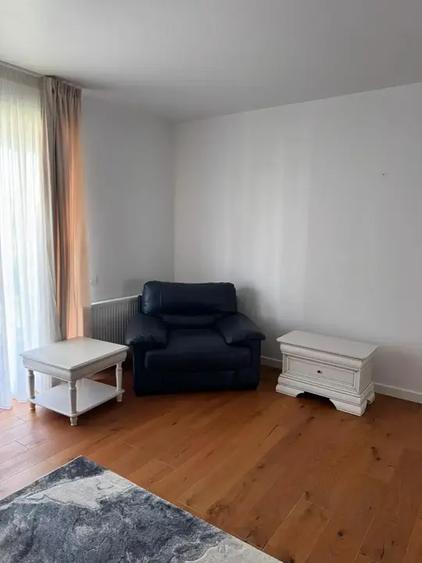 Apartament cu 4 camere decomandat, mobilat în Herăstrău