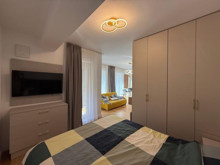 Apartament cu 2 camere decomandat în P-ța Unirii