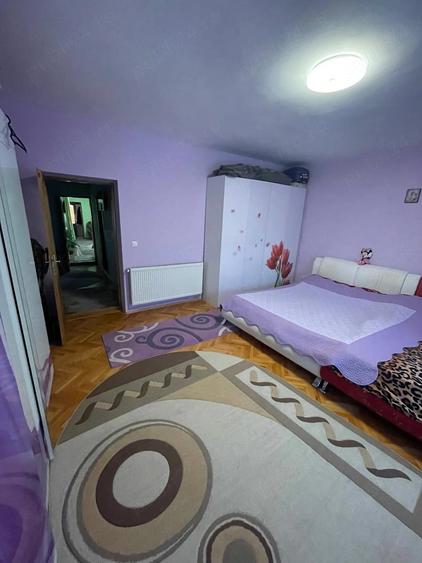 Casă cu 5 camere cu Teren 550 Mp în Mureșel
