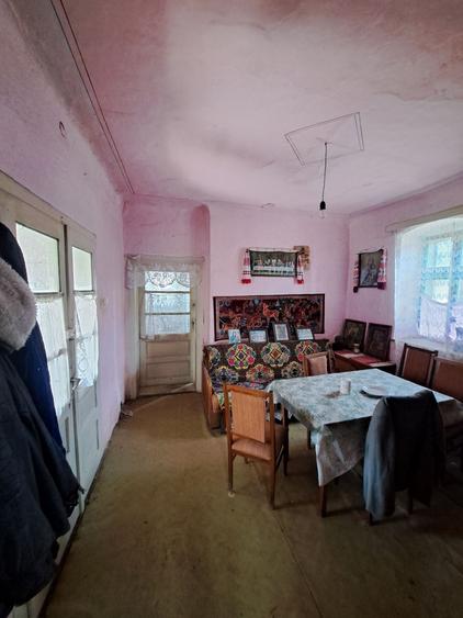Casă cu 4 camere în Târgoviște