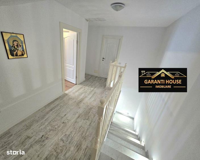 Casă cu 4 camere cu Teren 1000 Mp în Recea