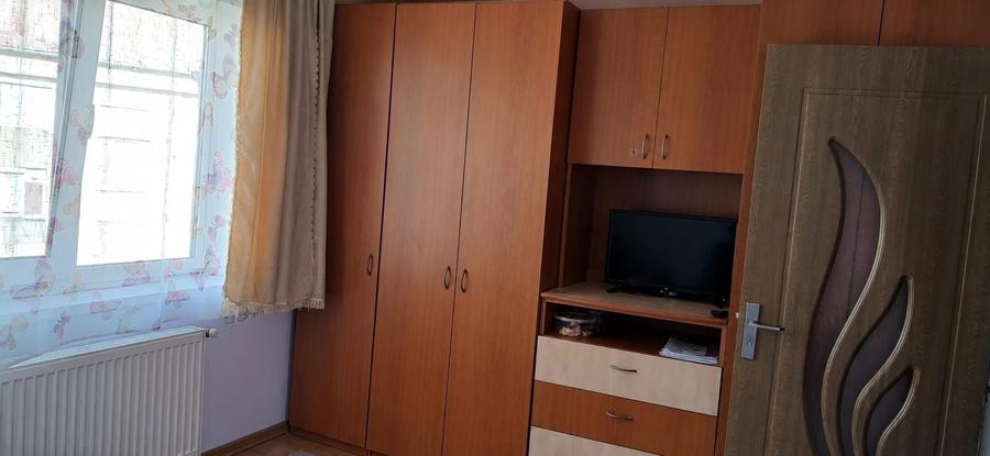Apartament cu 2 camere semidecomandat în Nufărul