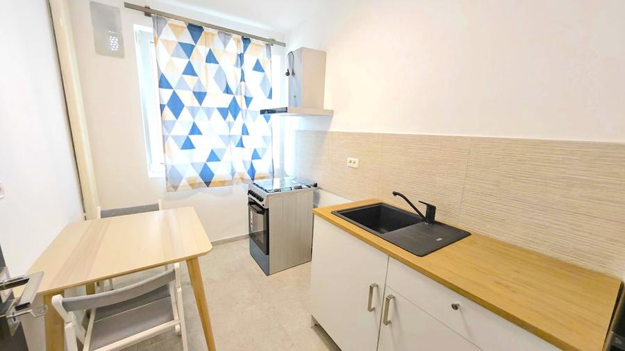 Apartament cu 2 camere semidecomandat în Iancului