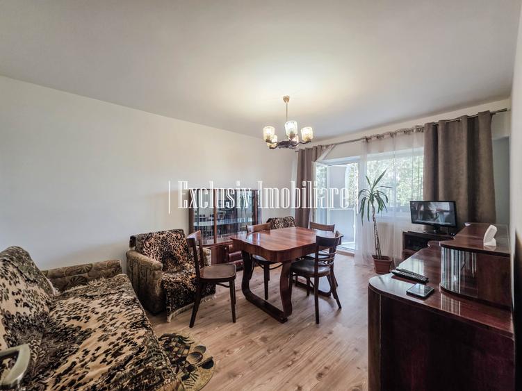 Mega Image - Tomis 3 - Apartament 2 Decomandat 60 mp Renovat - Mobilat Clasic - 3